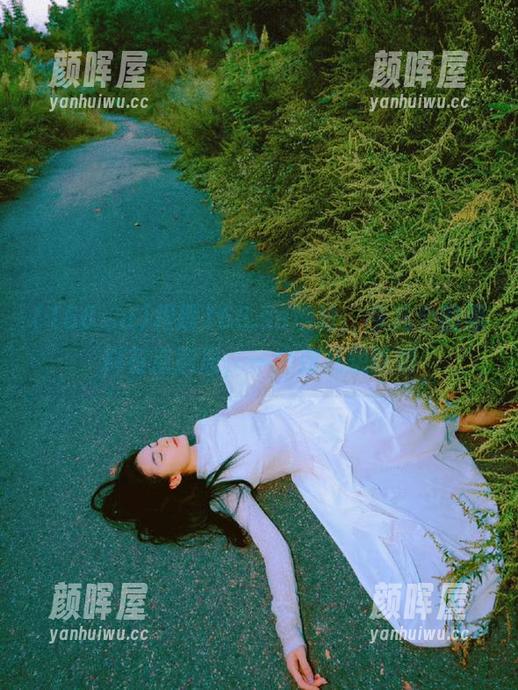 166.su 根据166.su地址,今儿个的黑料有点意思,一个劲儿想吃啊
