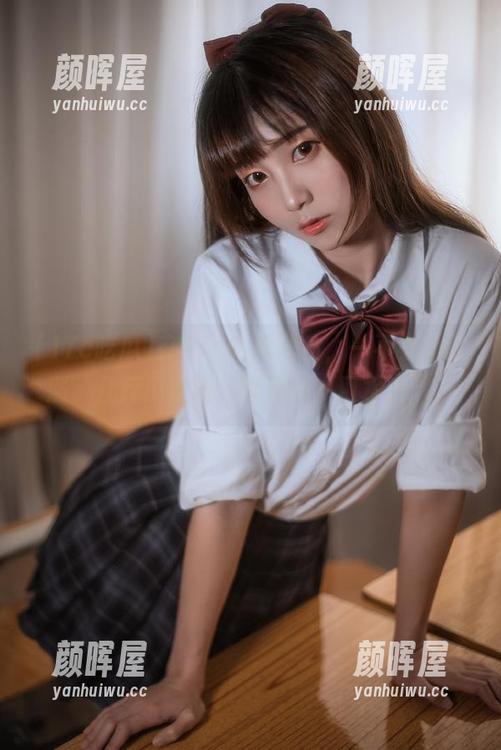 在17c吃瓜网站，一不小心就涨了几斤瓜知识，真有点“口水哦”。