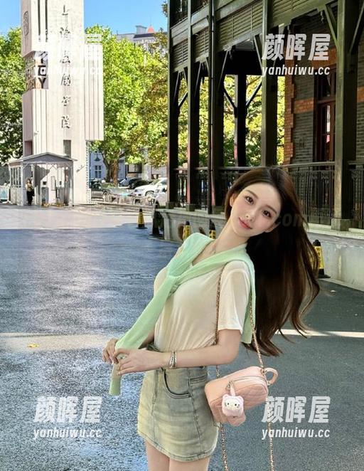 51.com 观看瓜后神回复,51.com再添一层欢乐!