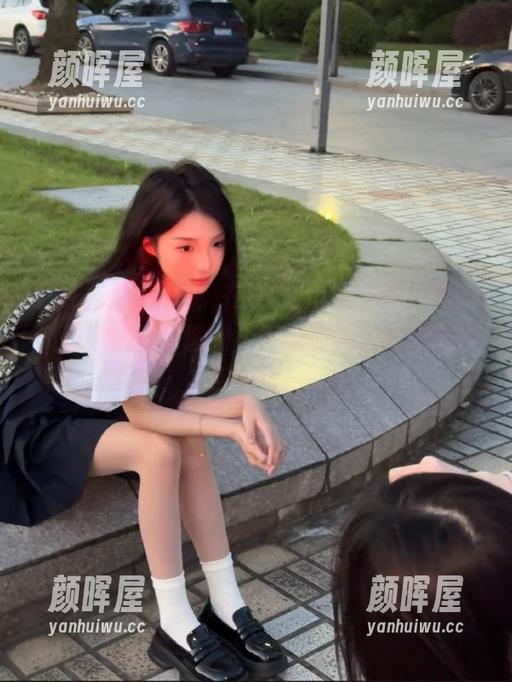 91吃瓜 更新!在91吃瓜学生网,我的人生虽然没啥波澜,但围观别人的故事特别带劲。