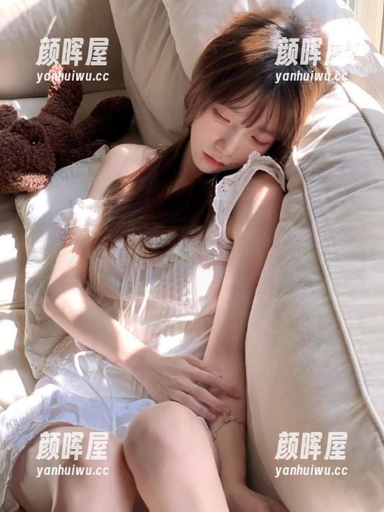 91吃瓜网 资源上来一打,站着也能和“91吃瓜网”一起疯狂八卦!