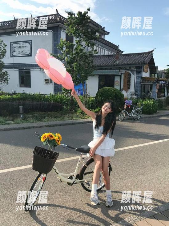 91黑料网 “91黑料网”导航,瓜田里的动态花瓣随时掉落,准备好接住了吗?