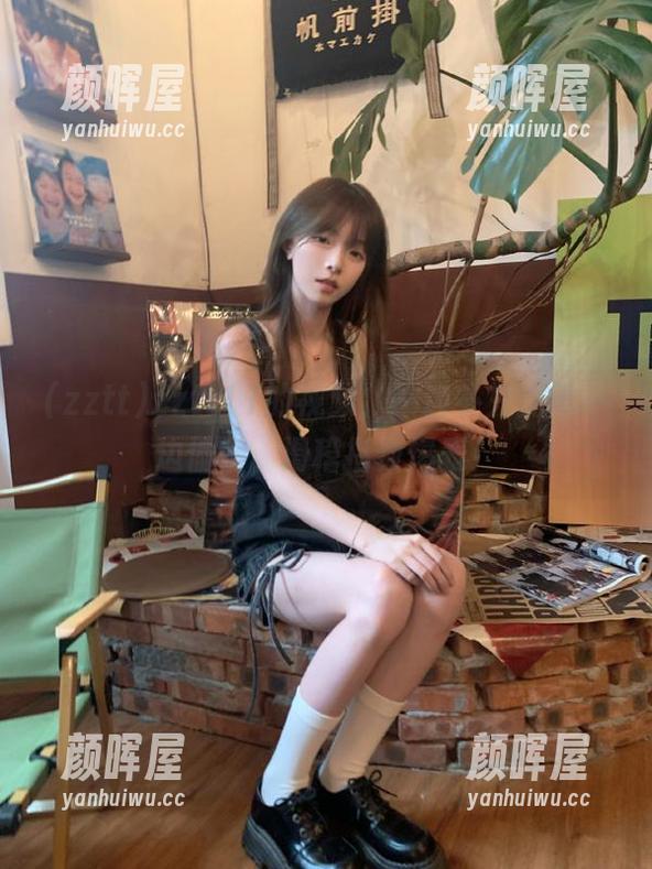 zztt11的视频，一边补充能量一边偷懒，滑稽指数爆表！