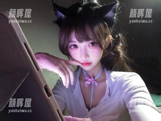 五一吃瓜群众 导航到新鲜事儿,快快下载五一吃瓜群众,让吃瓜变得简单!