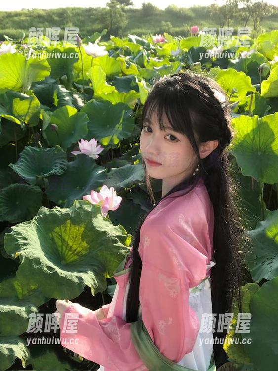 免费吃瓜网 正在人间游荡,“免费吃瓜网”发布,瓜市动态我全都认识,还不来讨个吃?
