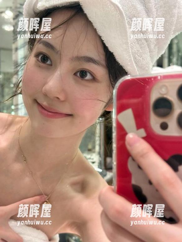 吃瓜网 “51人人吃瓜网”官网:专治你的小八卦症,轻松一刷,瓜香四溢!
