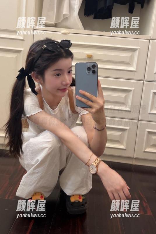 吃瓜网红 裴尤地址!吃瓜网红在线观看里面的真真假假,搞得我脑袋都有点懵。