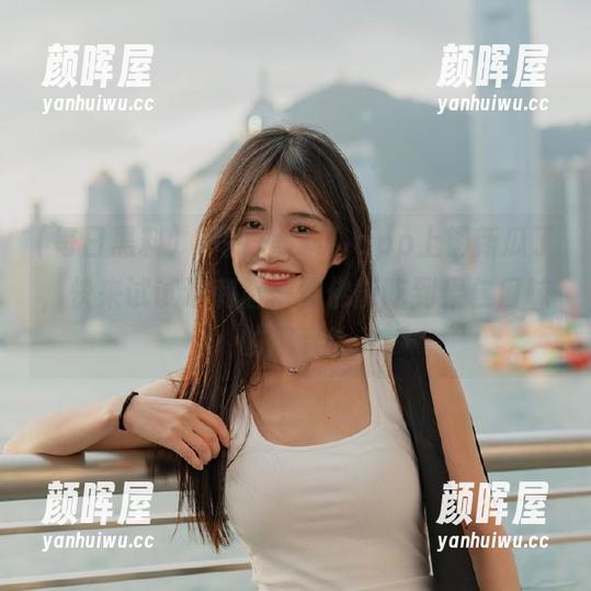 “每日黑料”app上锅新瓜了，快来试试这刺激得仿佛能吃到果仁口味的爆料！